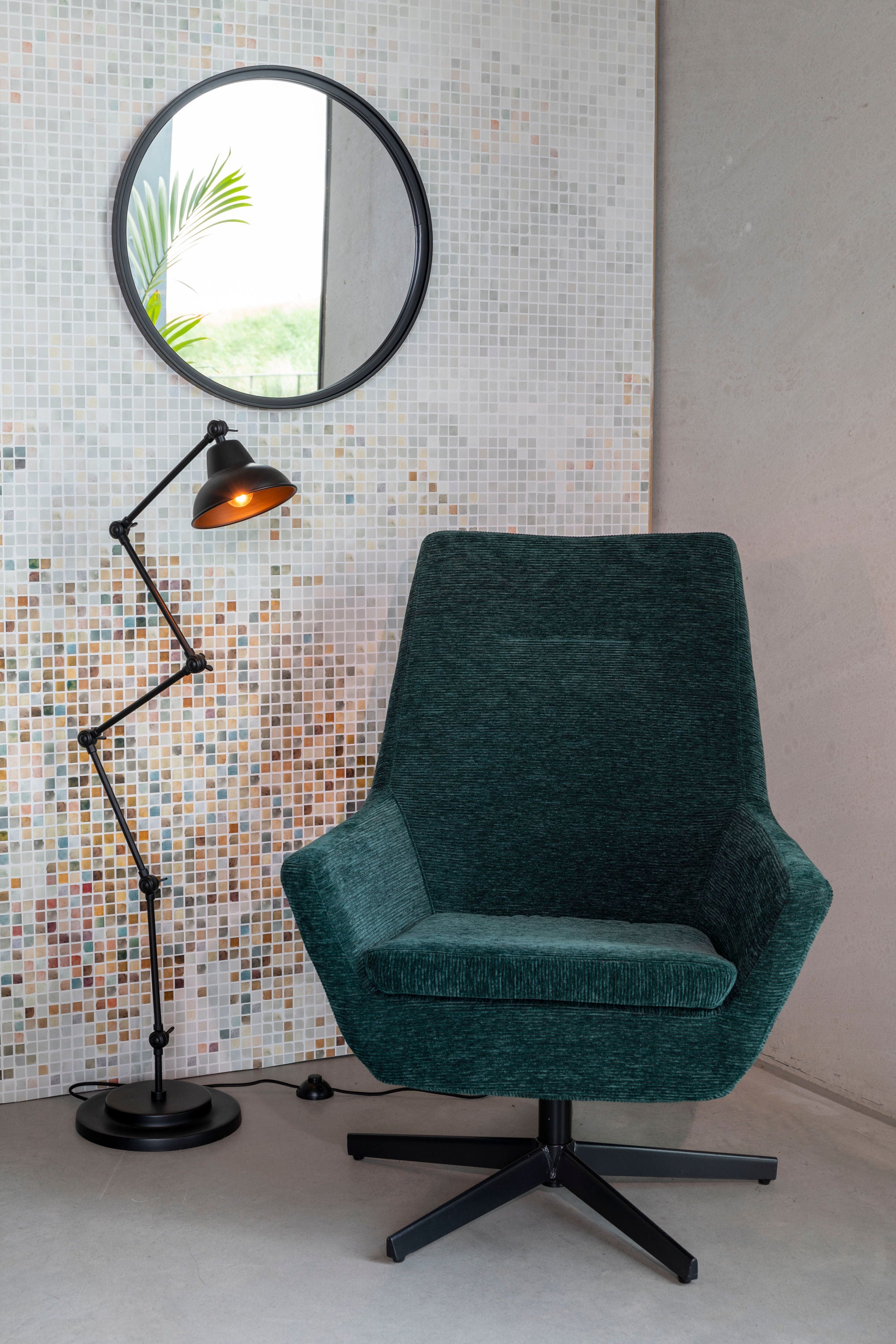Matz Black Round Wall Mirror